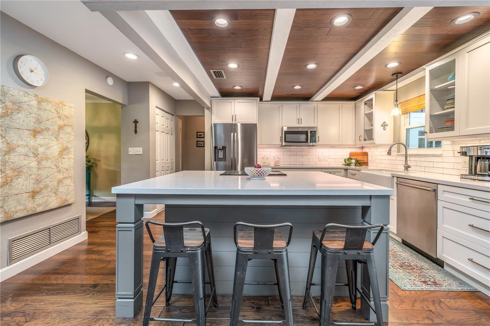 OAKRIDGE ACRES - Residential