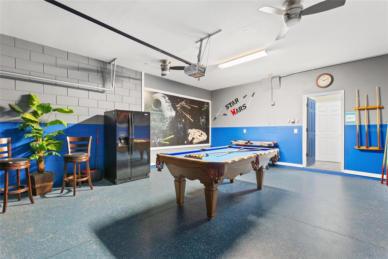 WATERSONG PH 01 - Residential