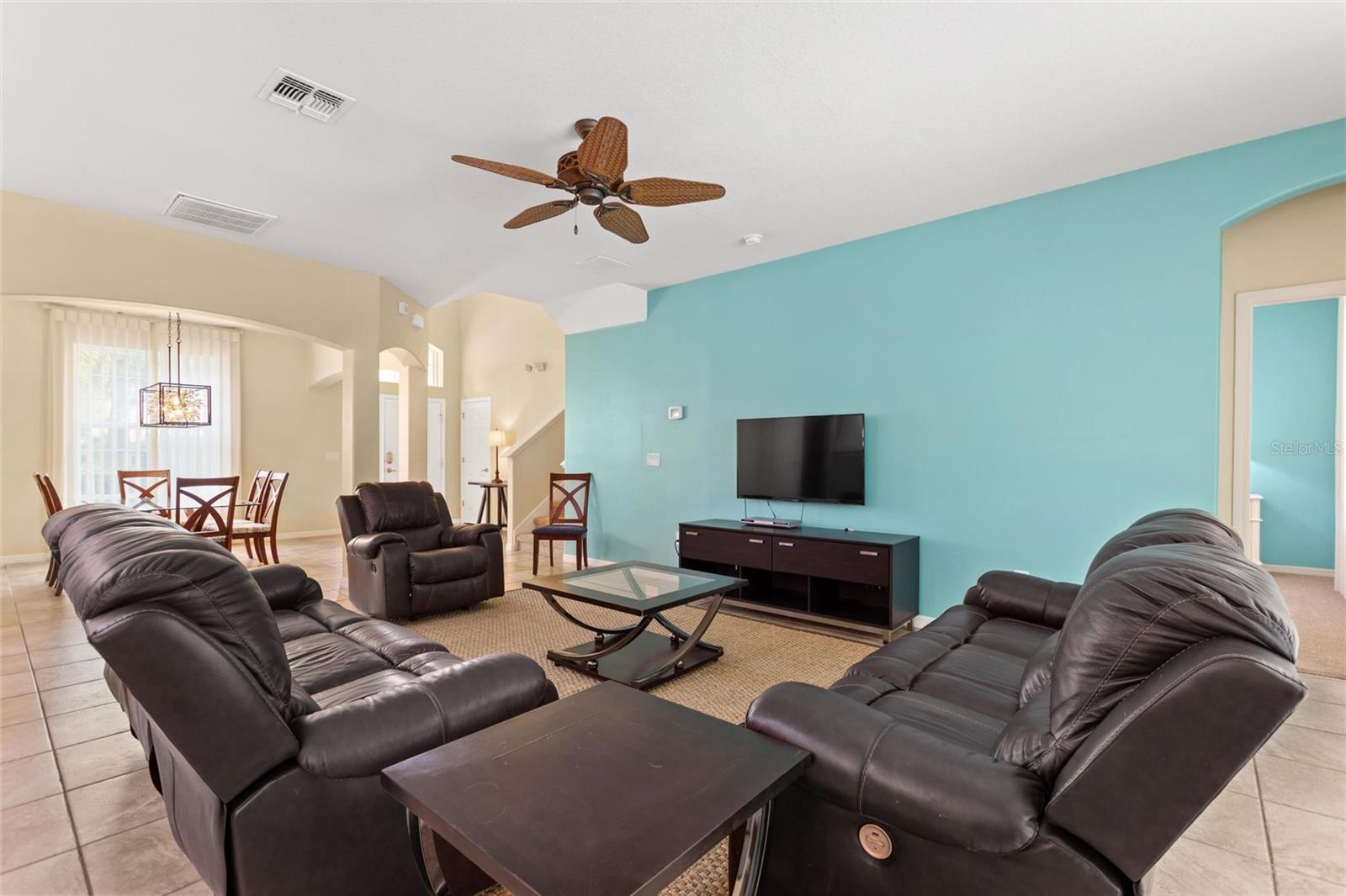 WATERSONG PH 01 - Residential