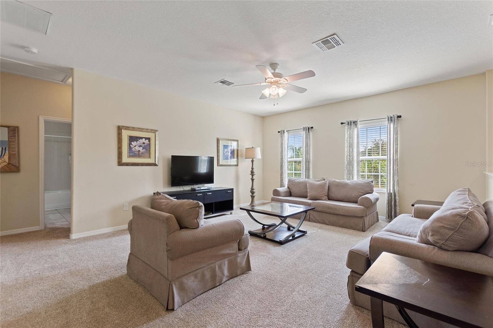 WATERSONG PH 01 - Residential