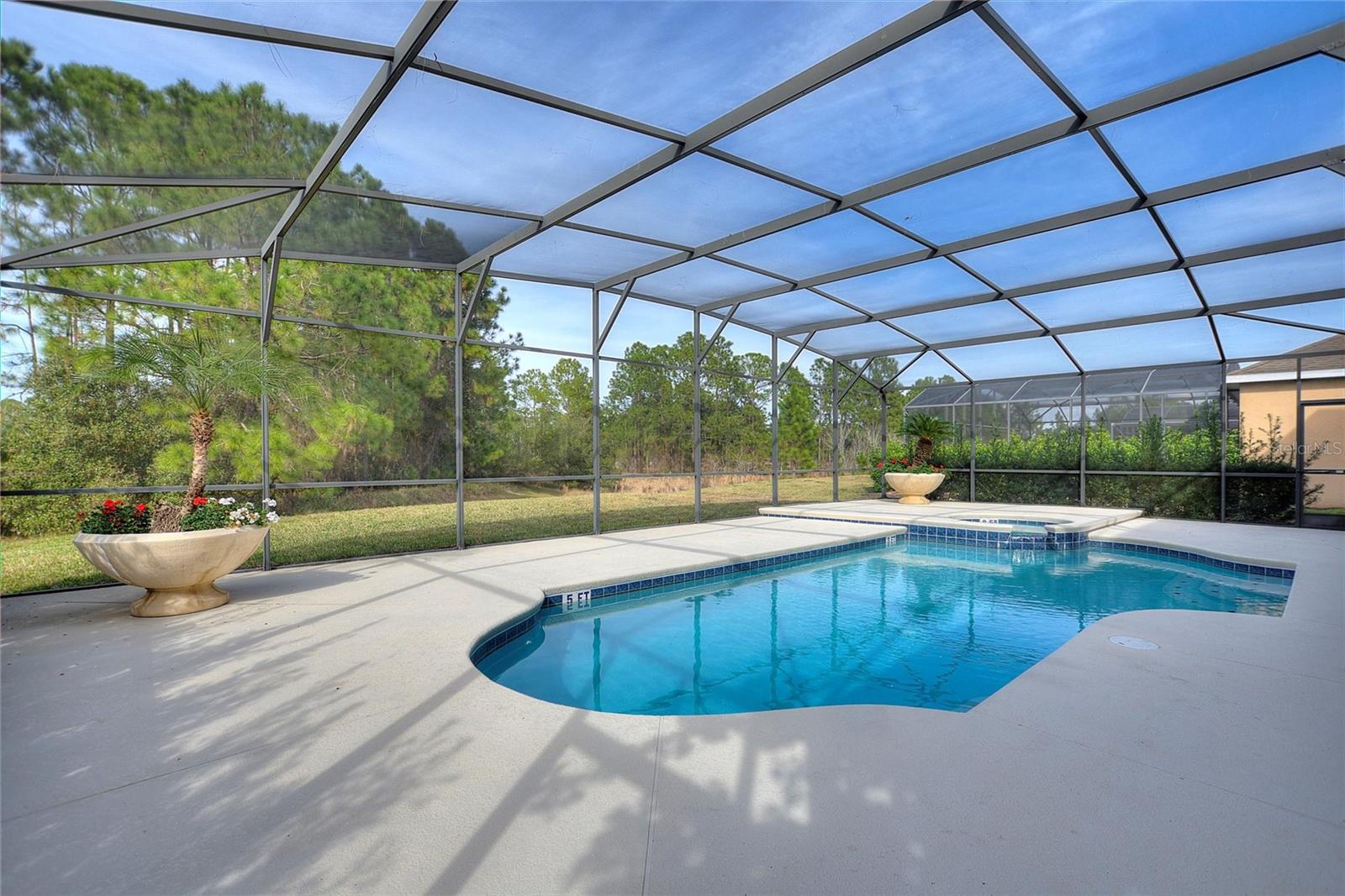 WATERSONG PH 01 - Residential