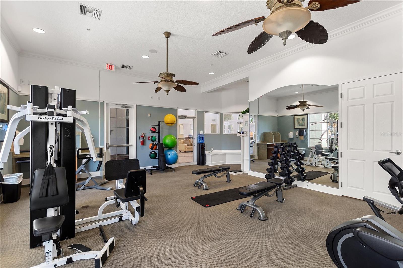 WATERSONG PH 01 - Residential