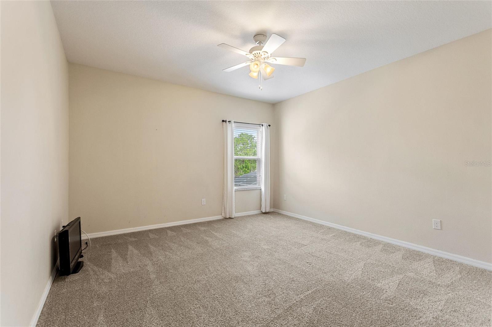 WATERSONG PH 01 - Residential