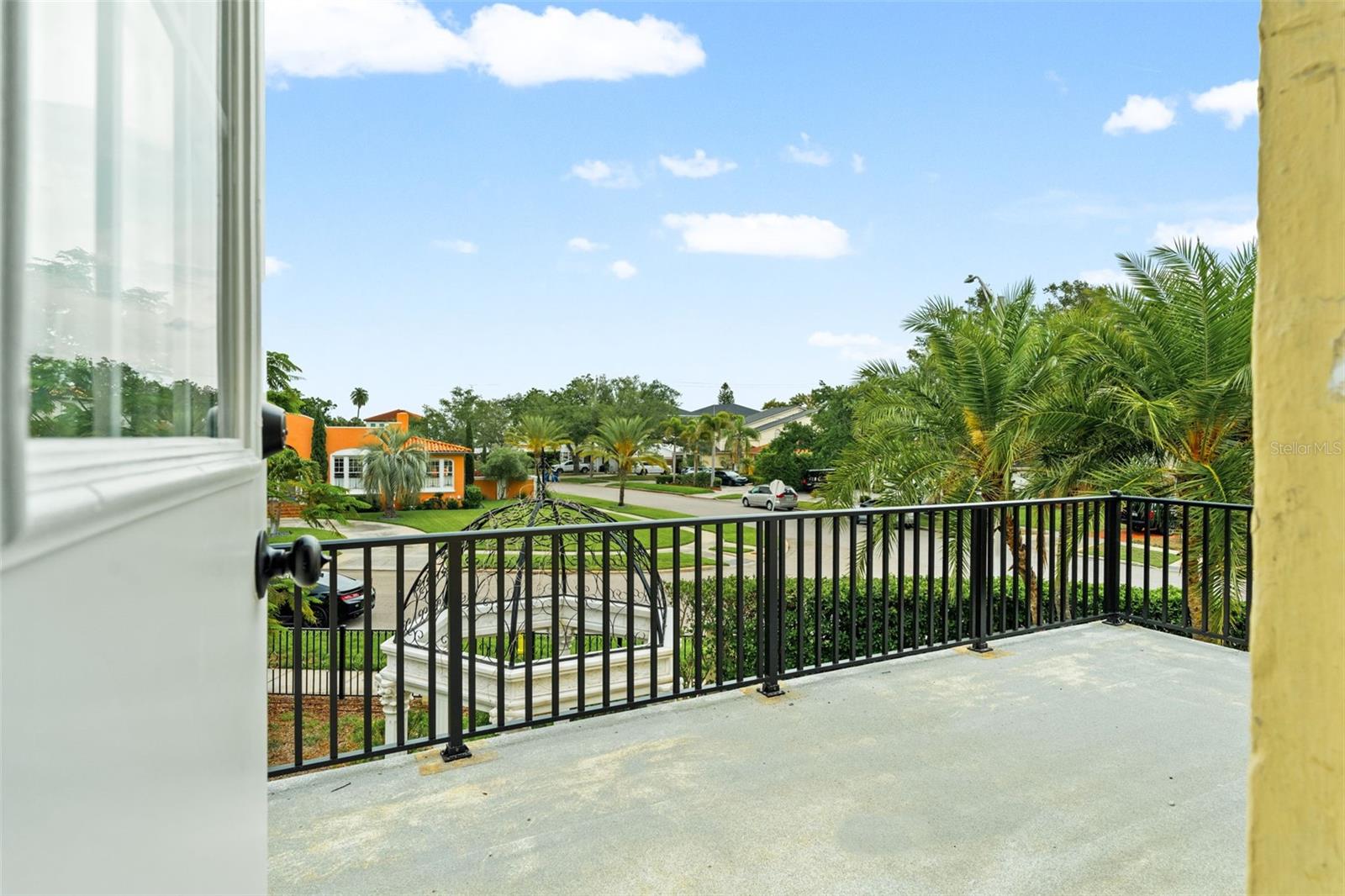 DAVIS ISLANDS PB10 PG52 TO 57 - Residential