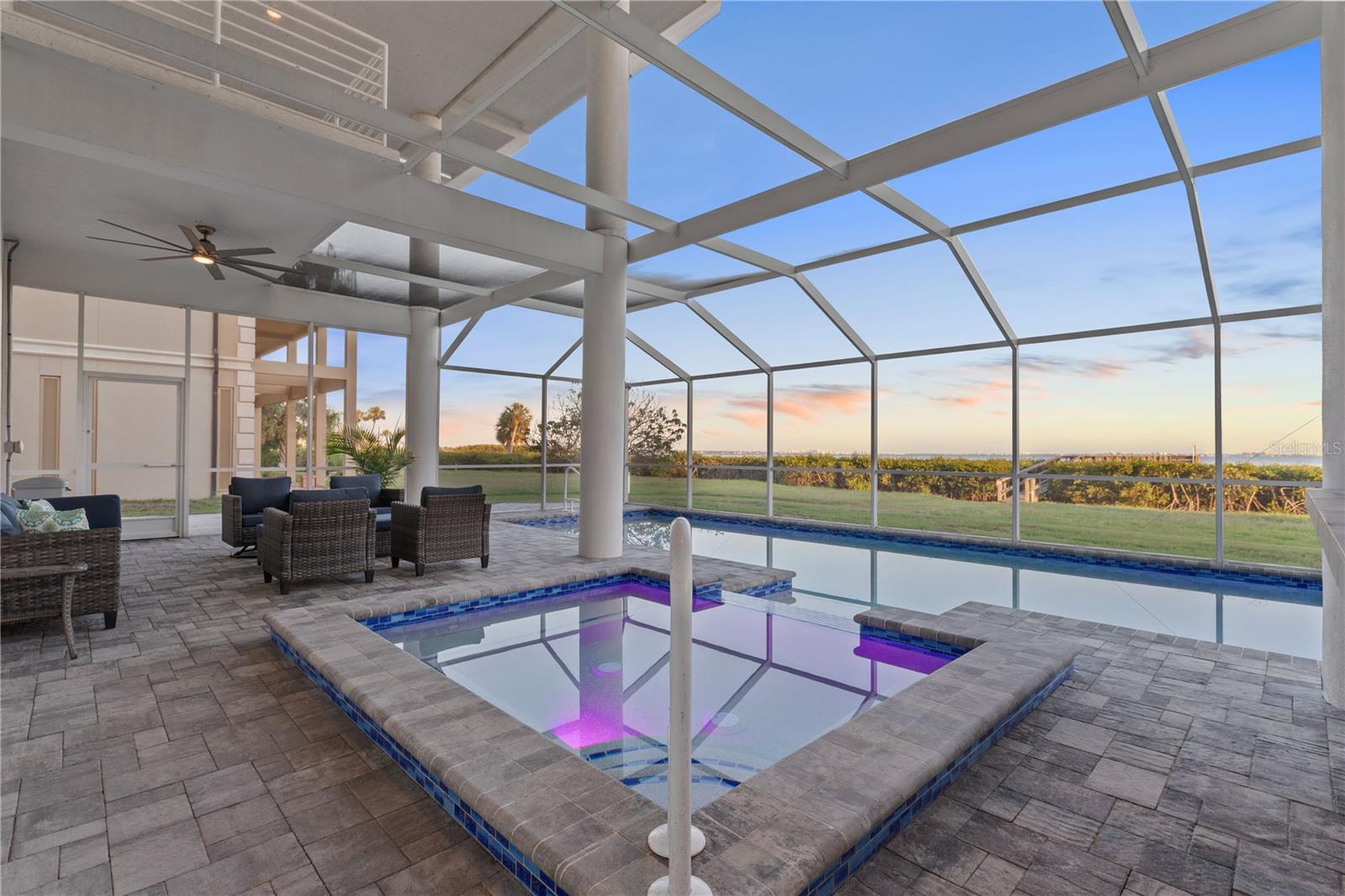 ESPLANADE ON THE BAY - Residential