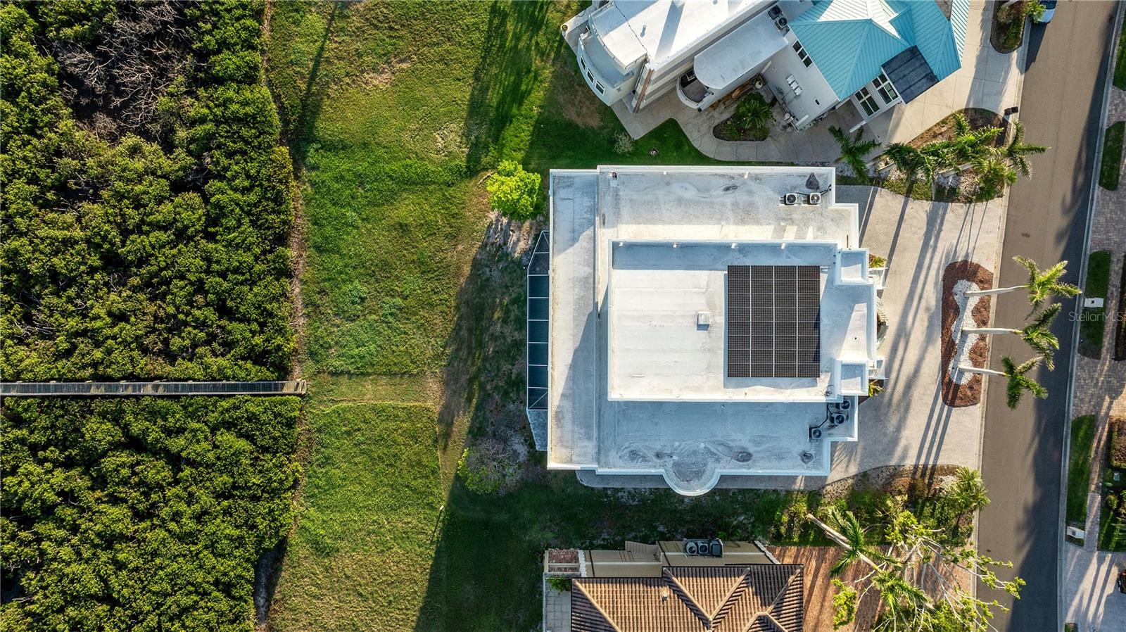 ESPLANADE ON THE BAY - Residential