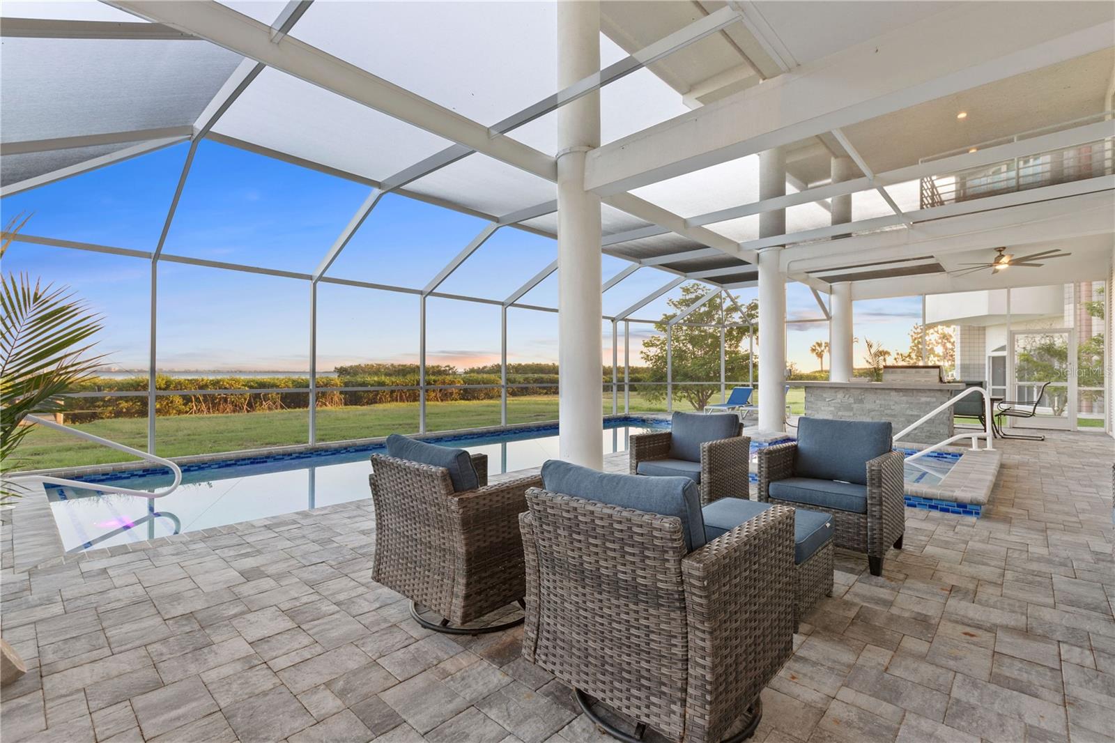 ESPLANADE ON THE BAY - Residential