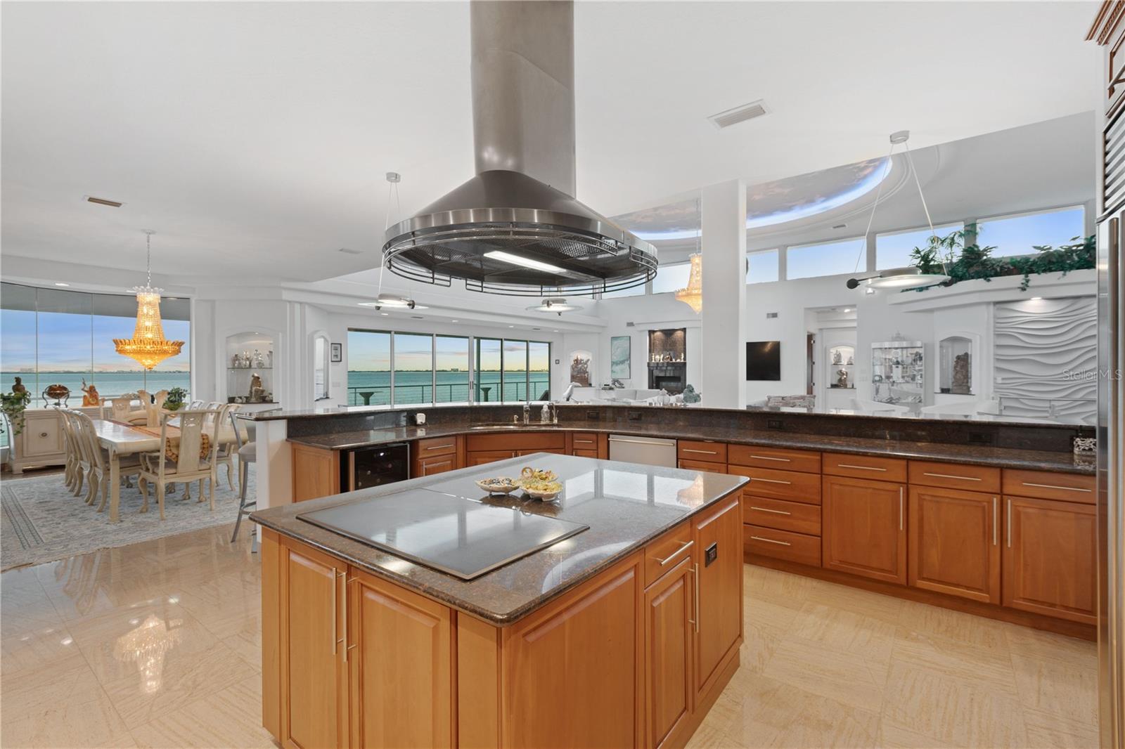 ESPLANADE ON THE BAY - Residential