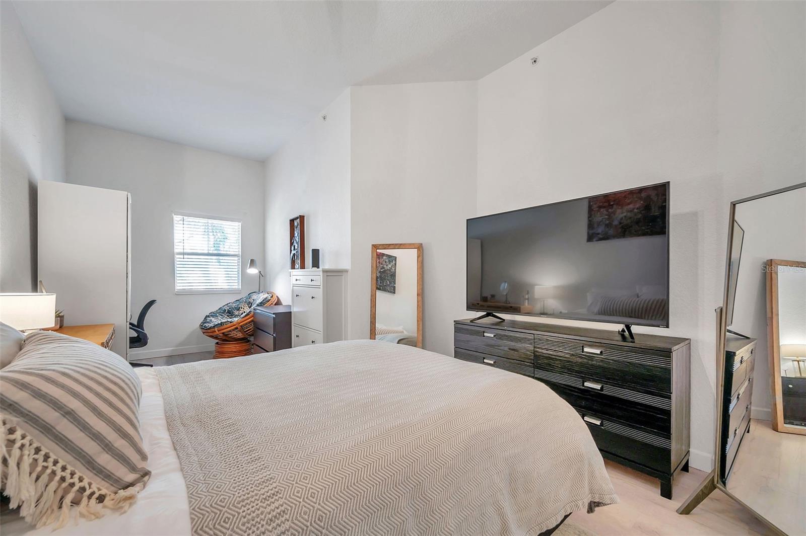 MADISON AT SOHO - Residential