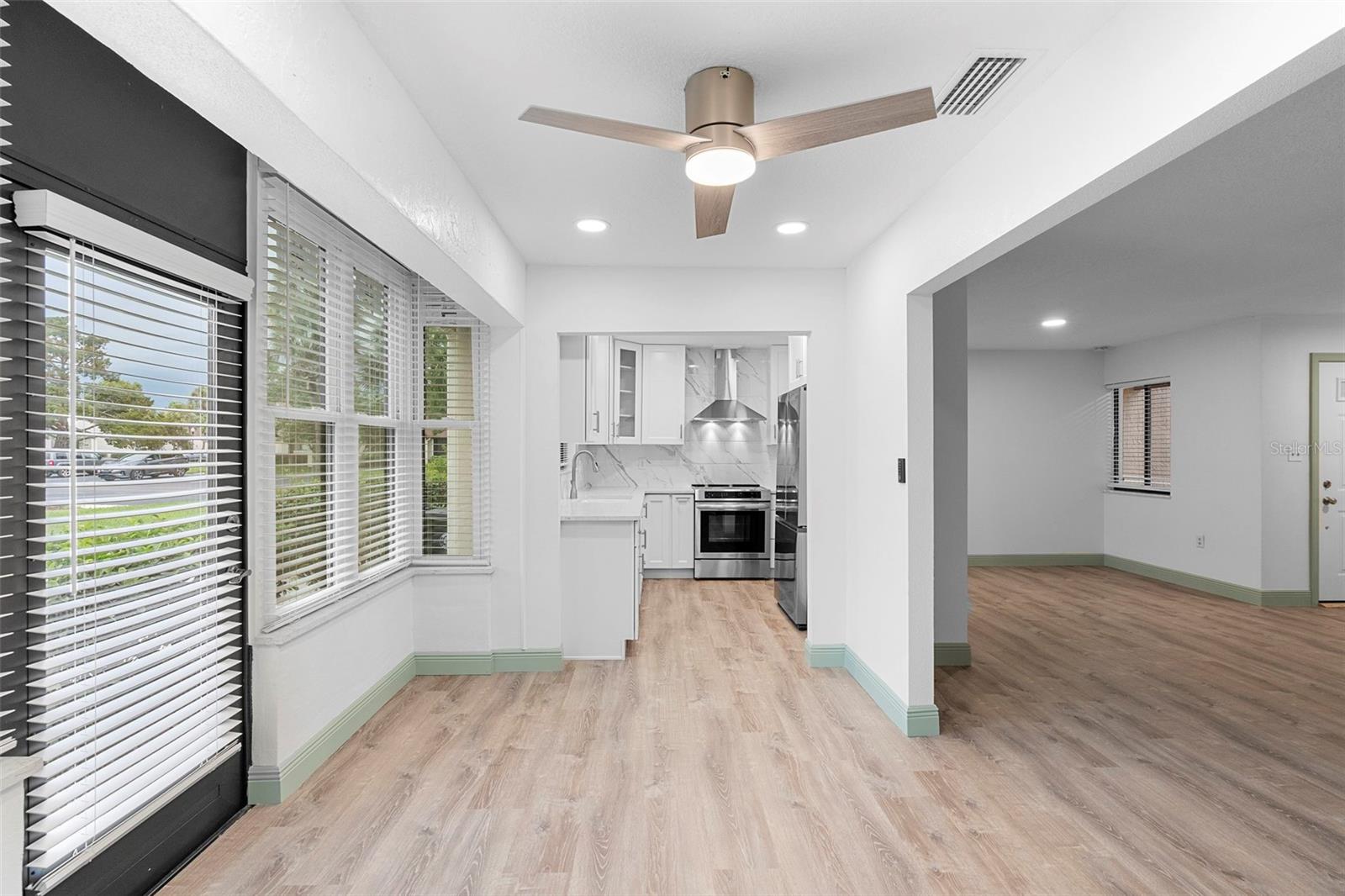 BREEZEWOOD VILLAGE CONDO PH 01-04 - Residential