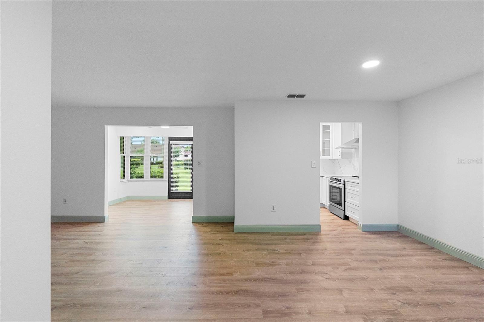 BREEZEWOOD VILLAGE CONDO PH 01-04 - Residential