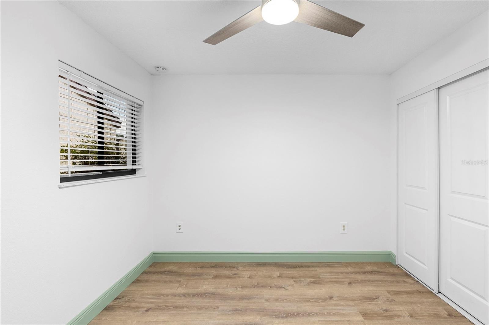 BREEZEWOOD VILLAGE CONDO PH 01-04 - Residential