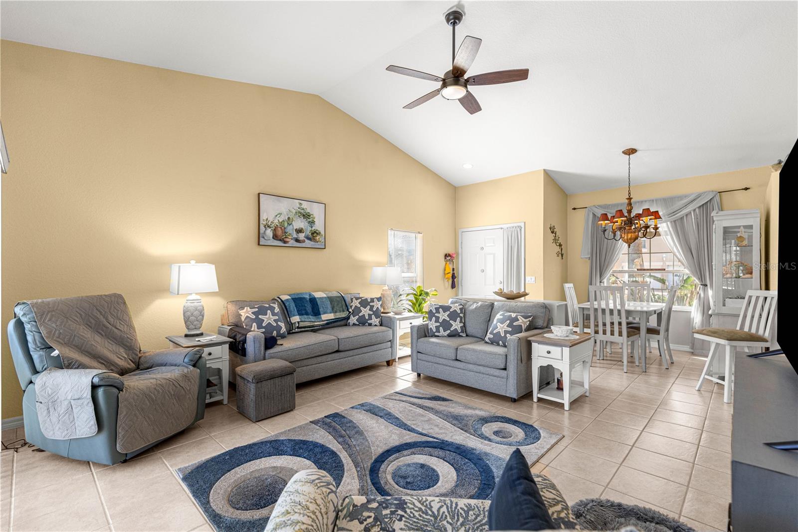 ANCHOR VILLAS/LK MIONA - Residential