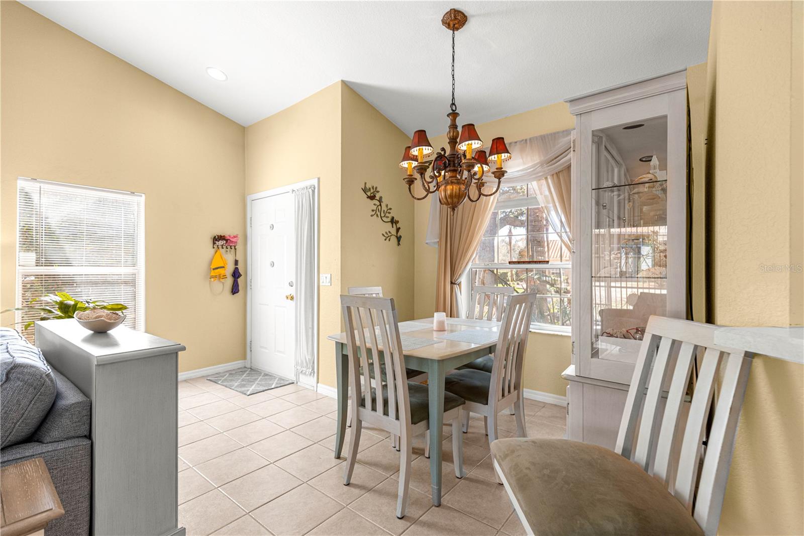 ANCHOR VILLAS/LK MIONA - Residential