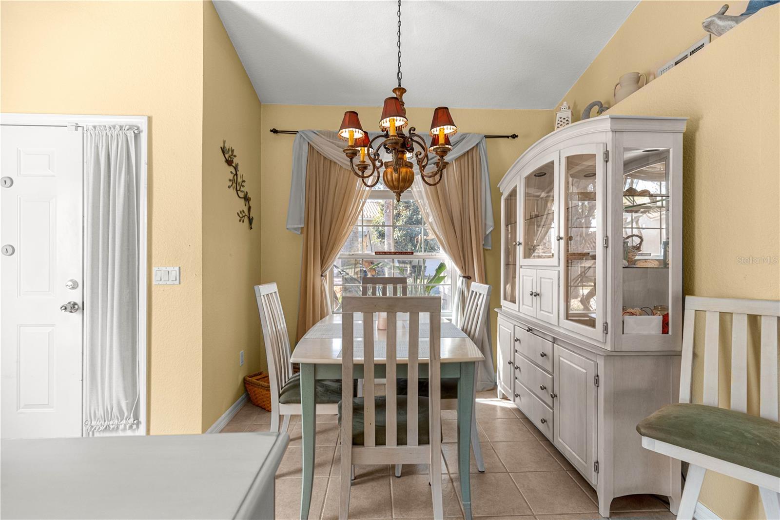 ANCHOR VILLAS/LK MIONA - Residential