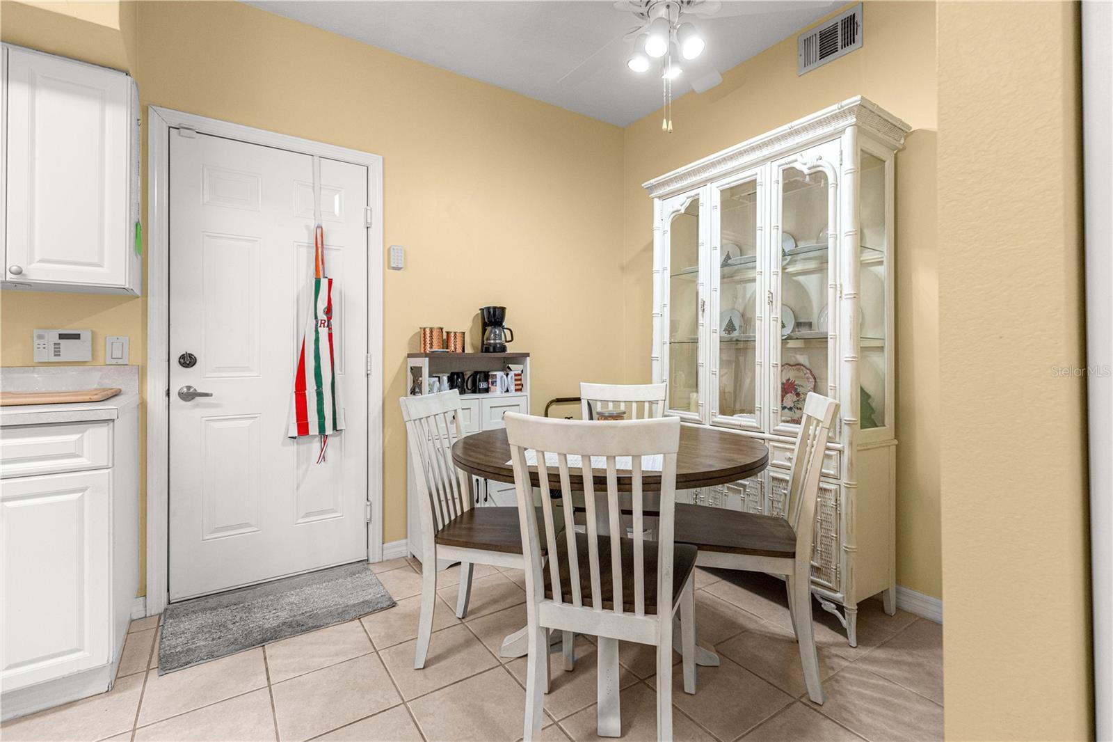 ANCHOR VILLAS/LK MIONA - Residential