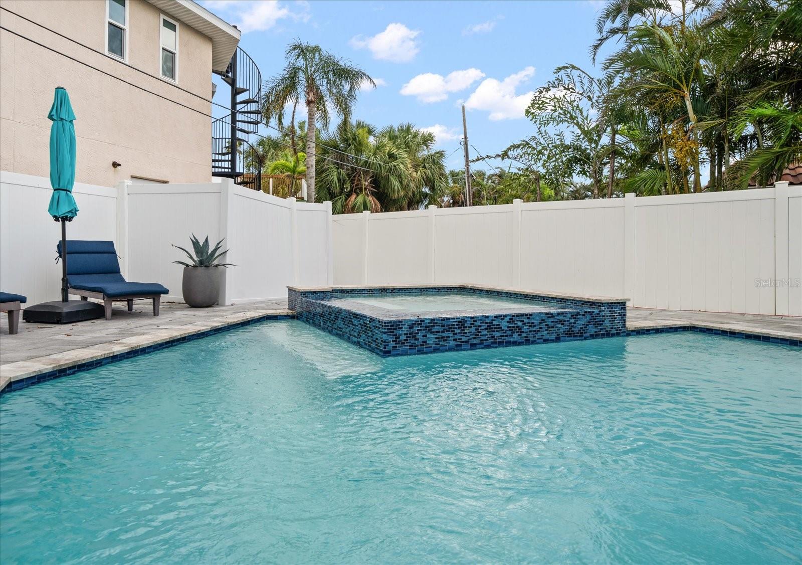 CARLOUEL SUB - Residential