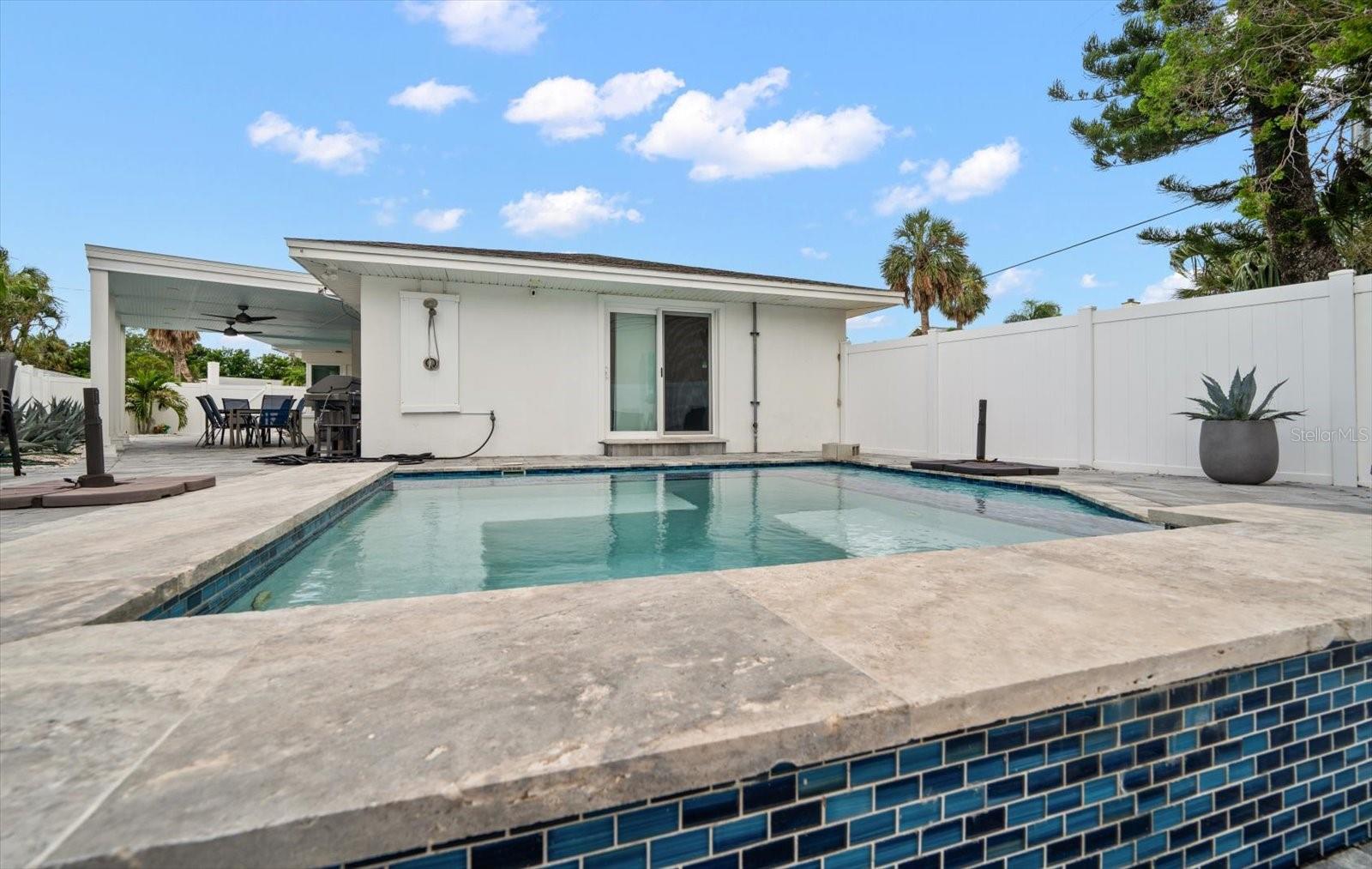 CARLOUEL SUB - Residential