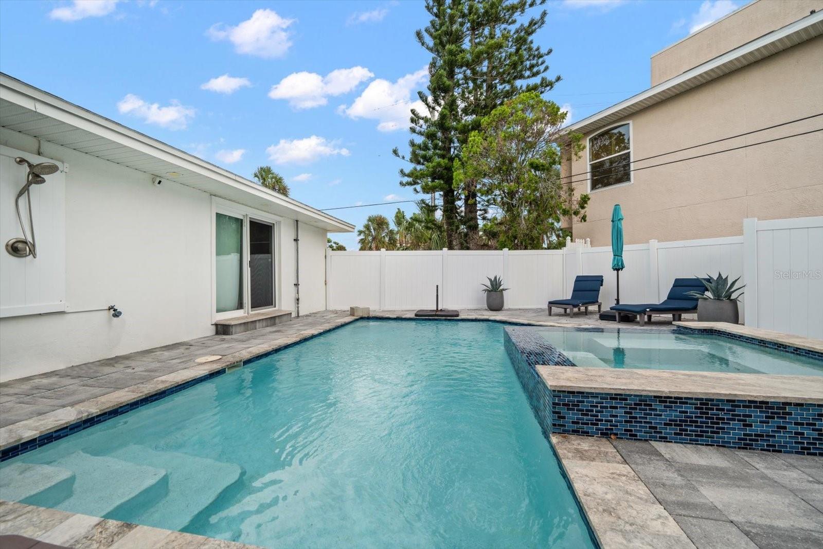 CARLOUEL SUB - Residential