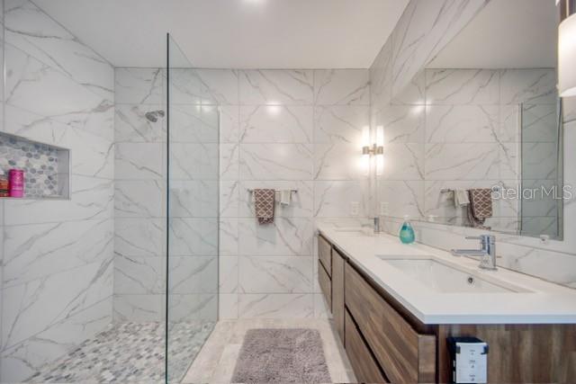 CARLOUEL SUB - Residential