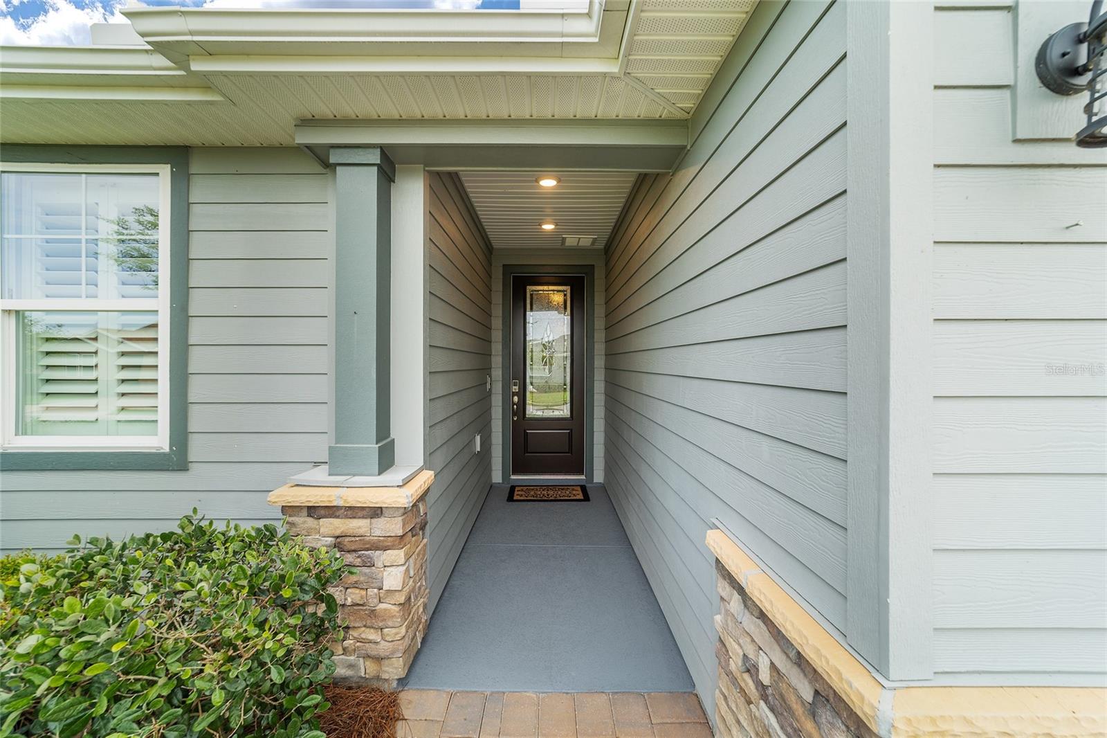 5651 NW 40TH PLACE