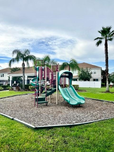 SOMERSET CHASE - Residential Lease