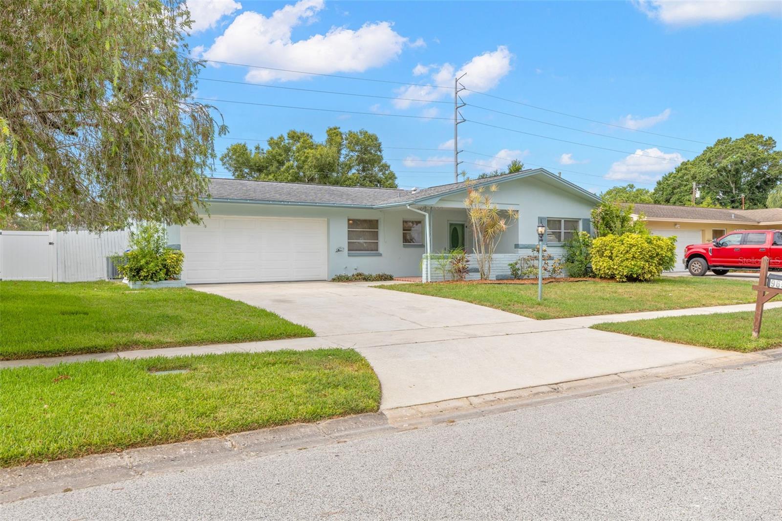 965 SANTA MONICA DRIVE