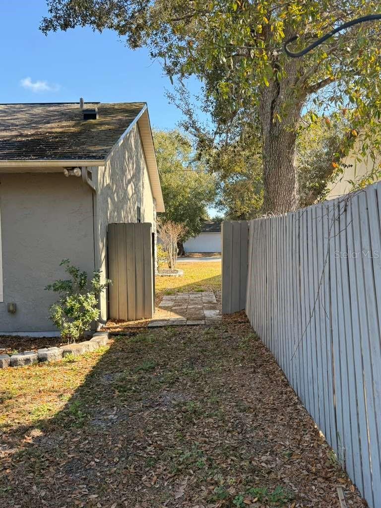 WILDERNESS PH 2 THE - Residential Lease