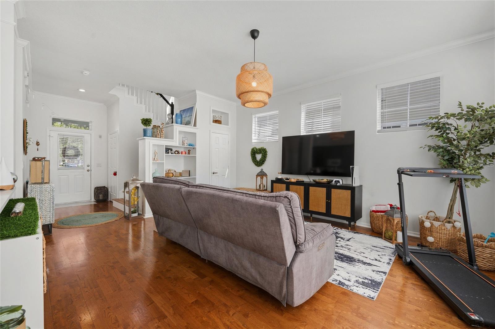 181 LONGVIEW AVE