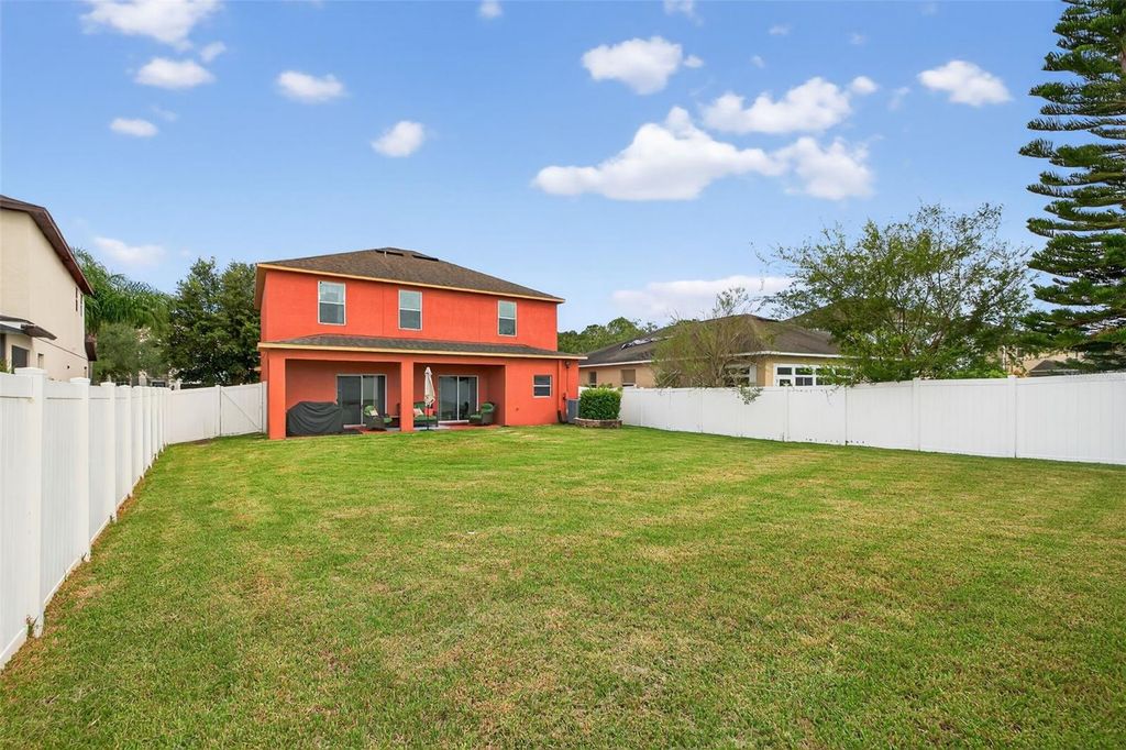 Photo of 20410 Autumn Fern Avenue, Tampa, FL 33647 (MLS # TB8423838)