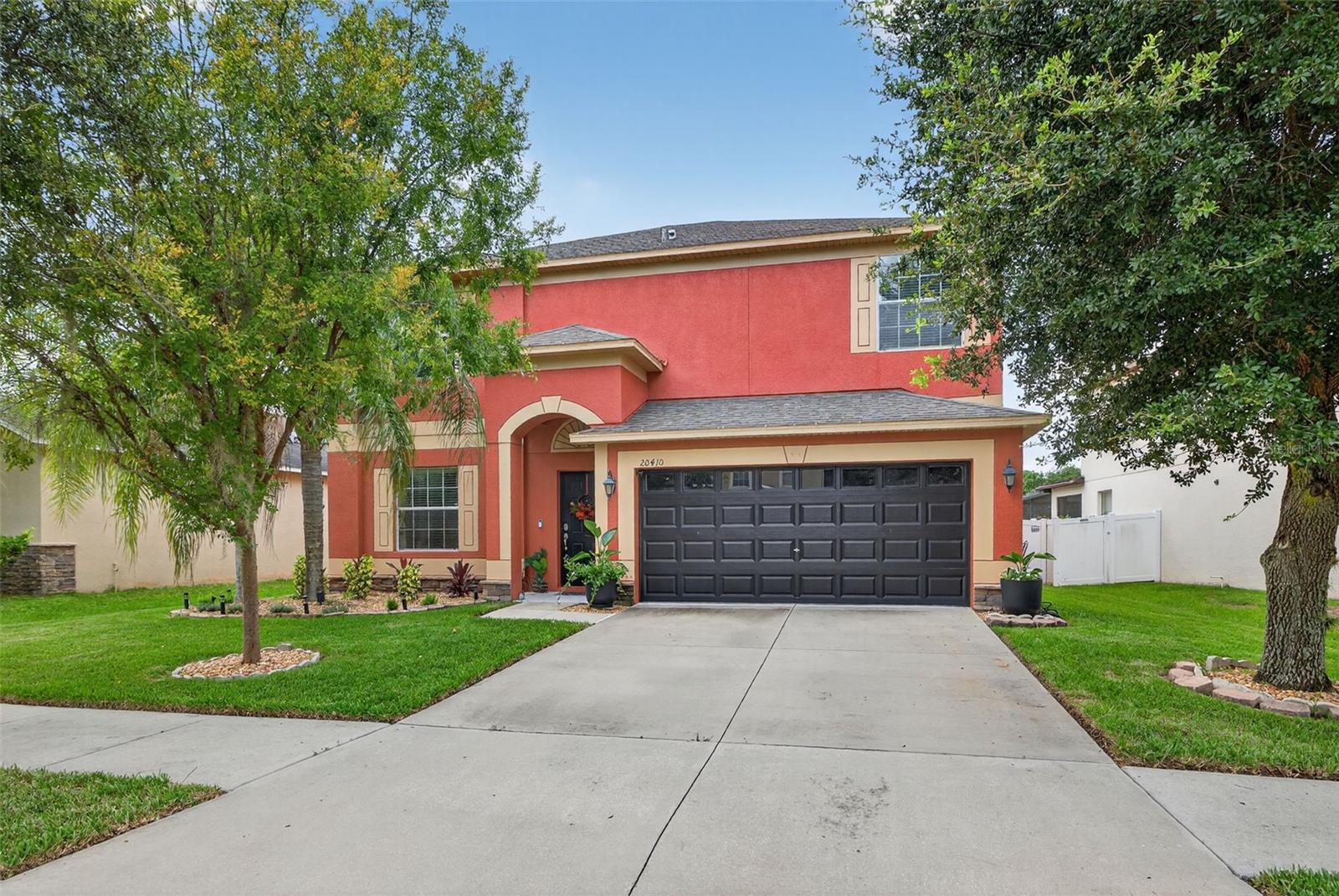 Welcome to 20410 Autumn Fern Ave, a spacious 4-bedroom, 2.5-bath home located in the gated and guarded community of Live Oak Preserve. With nearly 2,500 sq. ft. of living space, this residence features an open floor plan designed for both everyday living and entertaining.
Enjoy the comfort of a brand-new A/C system plus the convenience of a tankless hot water heater. A large fenced backyard offers plenty of room for pets, play, and outdoor gatherings. Built in 2012, this home blends modern comfort with lasting quality.
Live Oak Preserve provides resort-style amenities including a community pool, fitness center, and clubhouse, all within a neighborhood served by excellent schools.
Whether you’re a growing family or simply looking for more space in a prime location, this home is move-in ready and a smart investment.