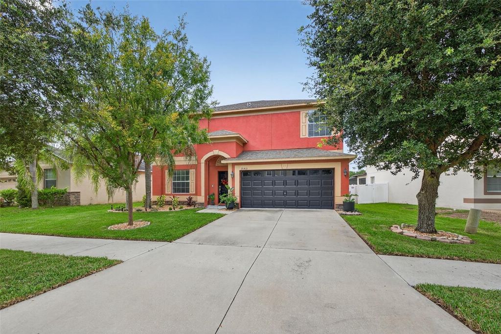 Photo of 20410 Autumn Fern Avenue, Tampa, FL 33647 (MLS # TB8423838)