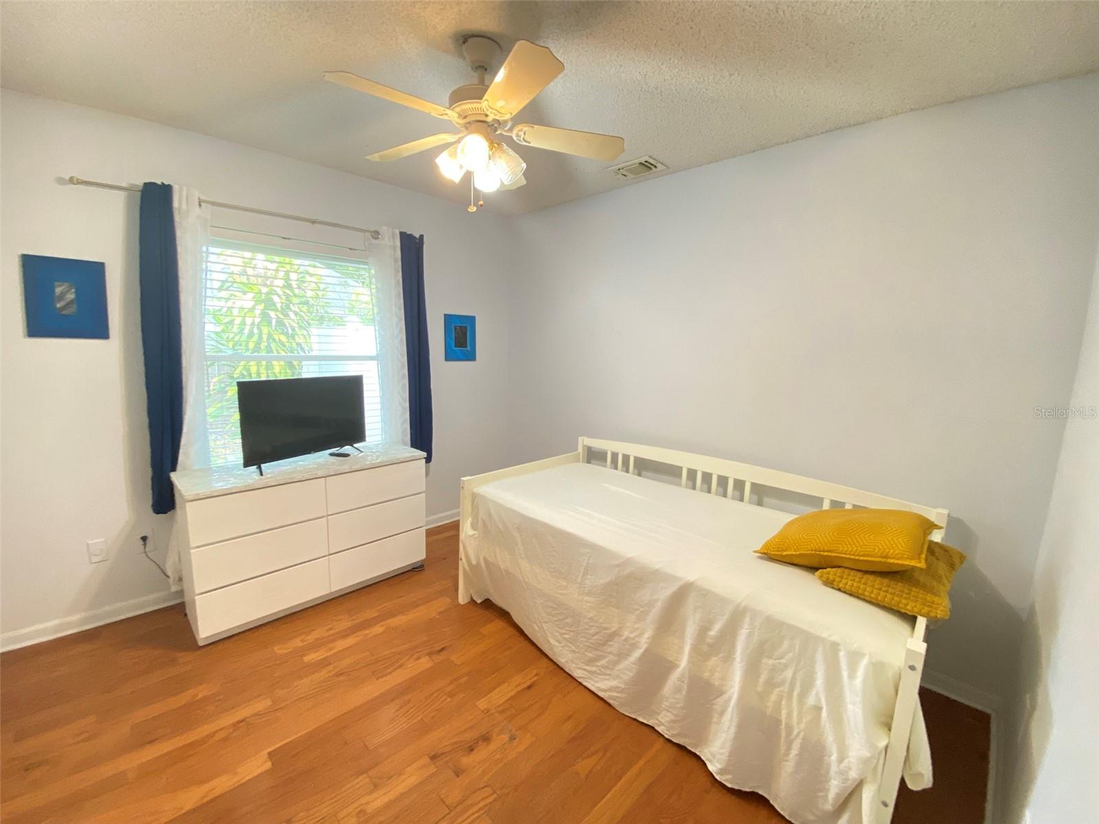 SOUTHFORK SUB - Residential Lease