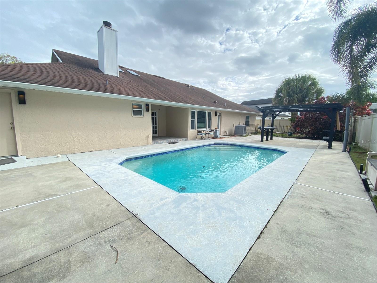 SOUTHFORK SUB - Residential Lease