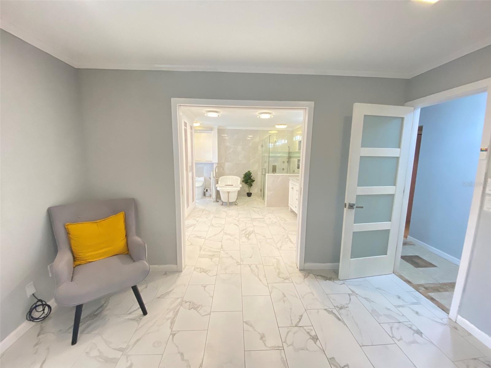 SOUTHFORK SUB - Residential Lease