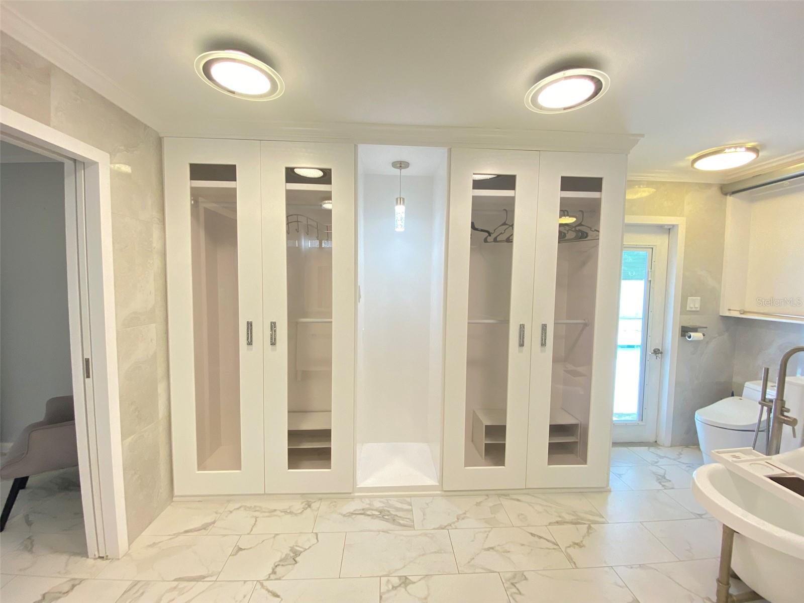 SOUTHFORK SUB - Residential Lease