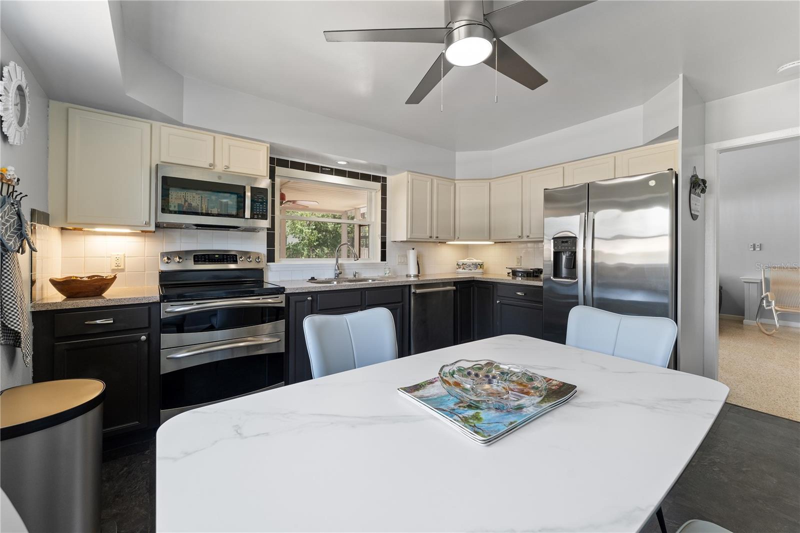 WHITFIELD ESTATES BLKS 14-23 & 26 - Residential