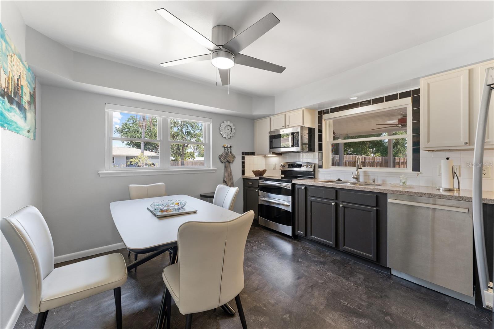 WHITFIELD ESTATES BLKS 14-23 & 26 - Residential