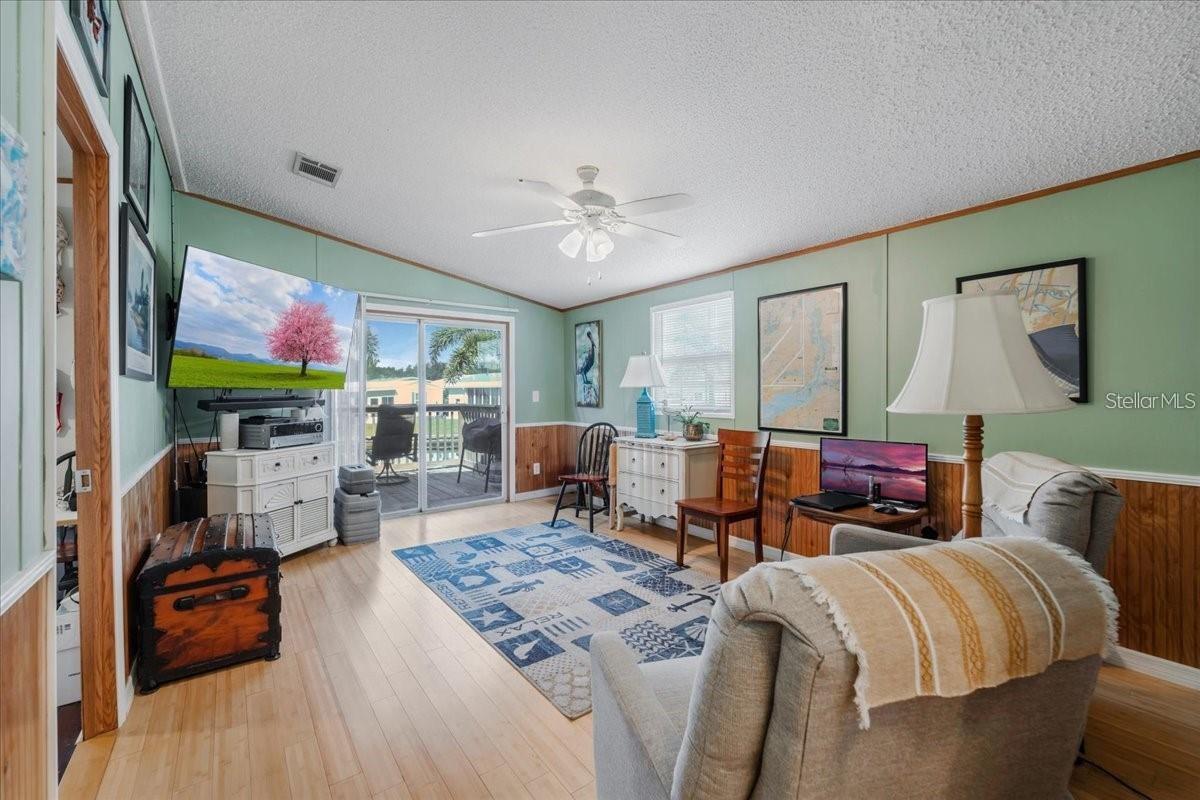 PELICAN HARBOR MOB HOME ESTATES - Residential