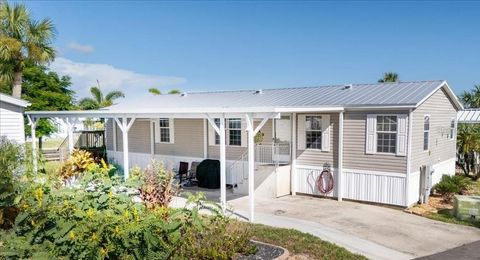 Photo of 3127 Bayside Parkway, Punta Gorda, FL 33982 (MLS # C7515955)