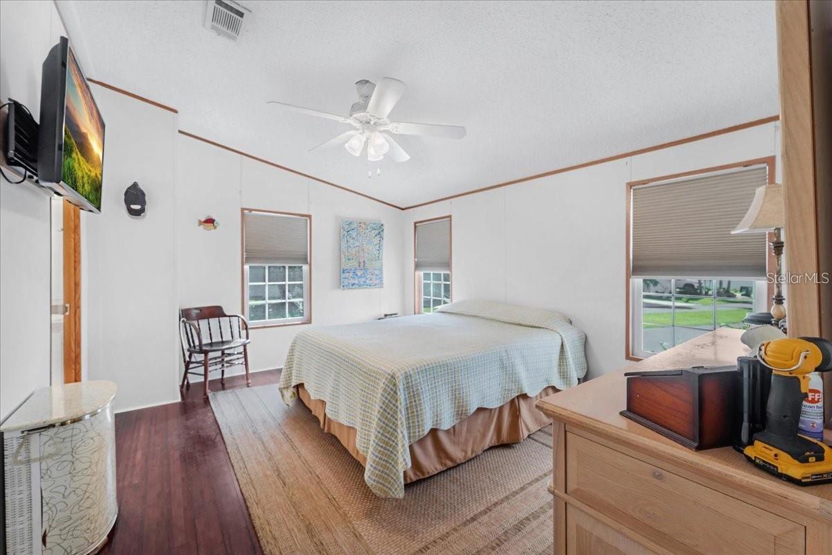 PELICAN HARBOR MOB HOME ESTATES - Residential