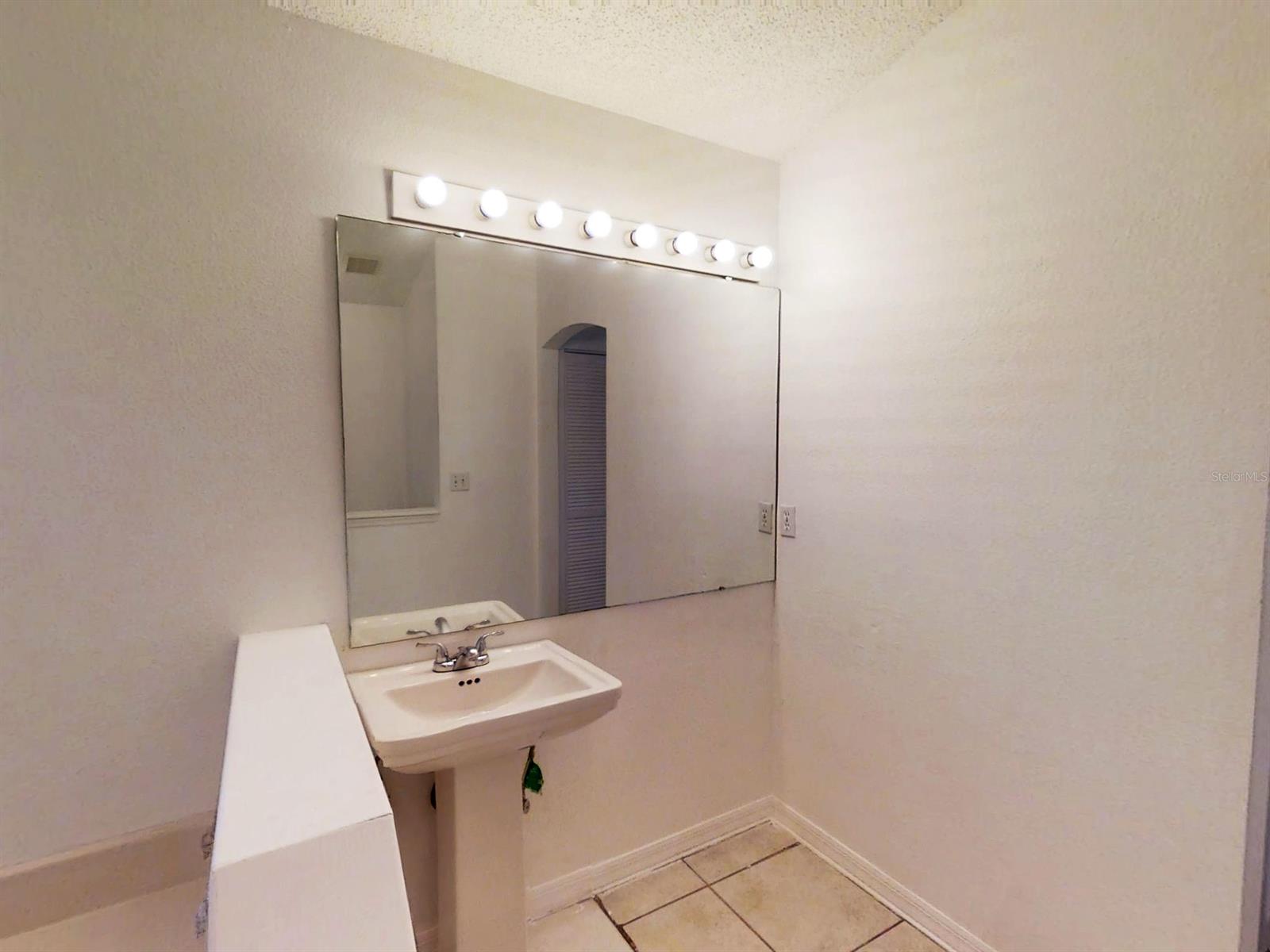 Deltona Lakes Unit 32 - Residential