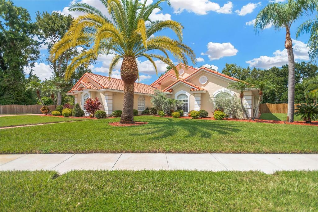 Photo of 23007 Beechnut Court, Lutz, FL 33549 (MLS # TB8412232)