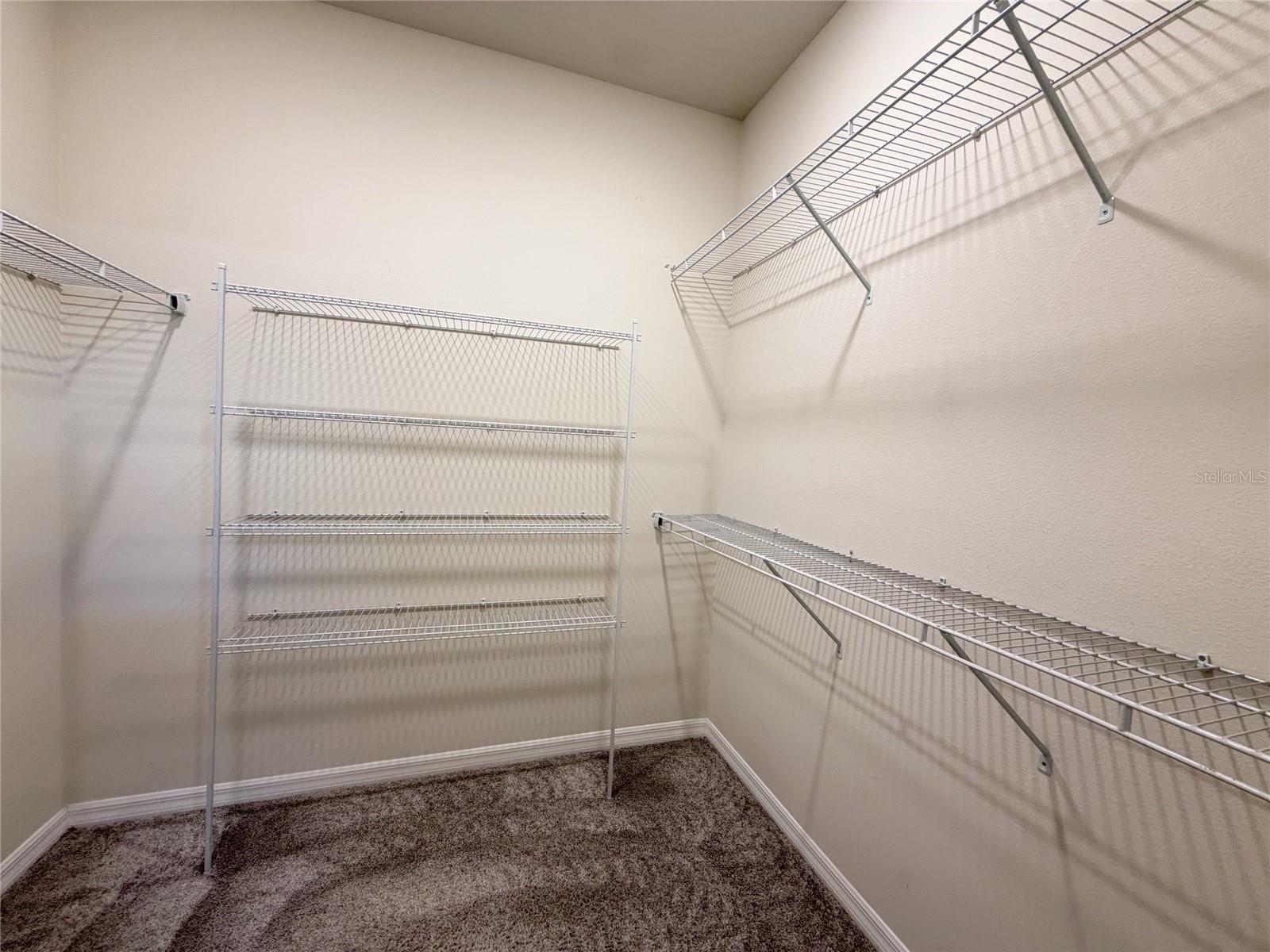 SPLIT OAK RESERVE - Residential