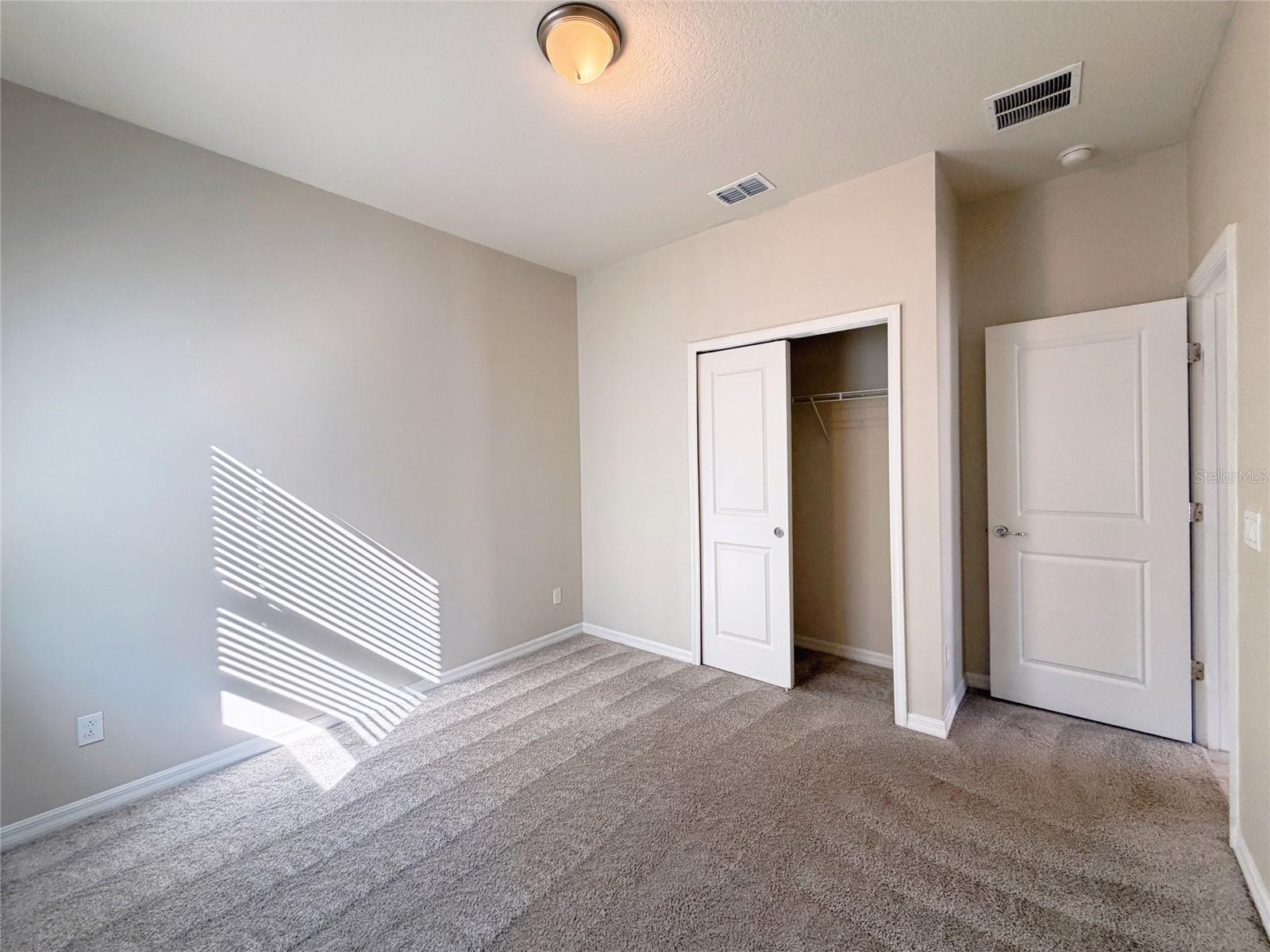 SPLIT OAK RESERVE - Residential