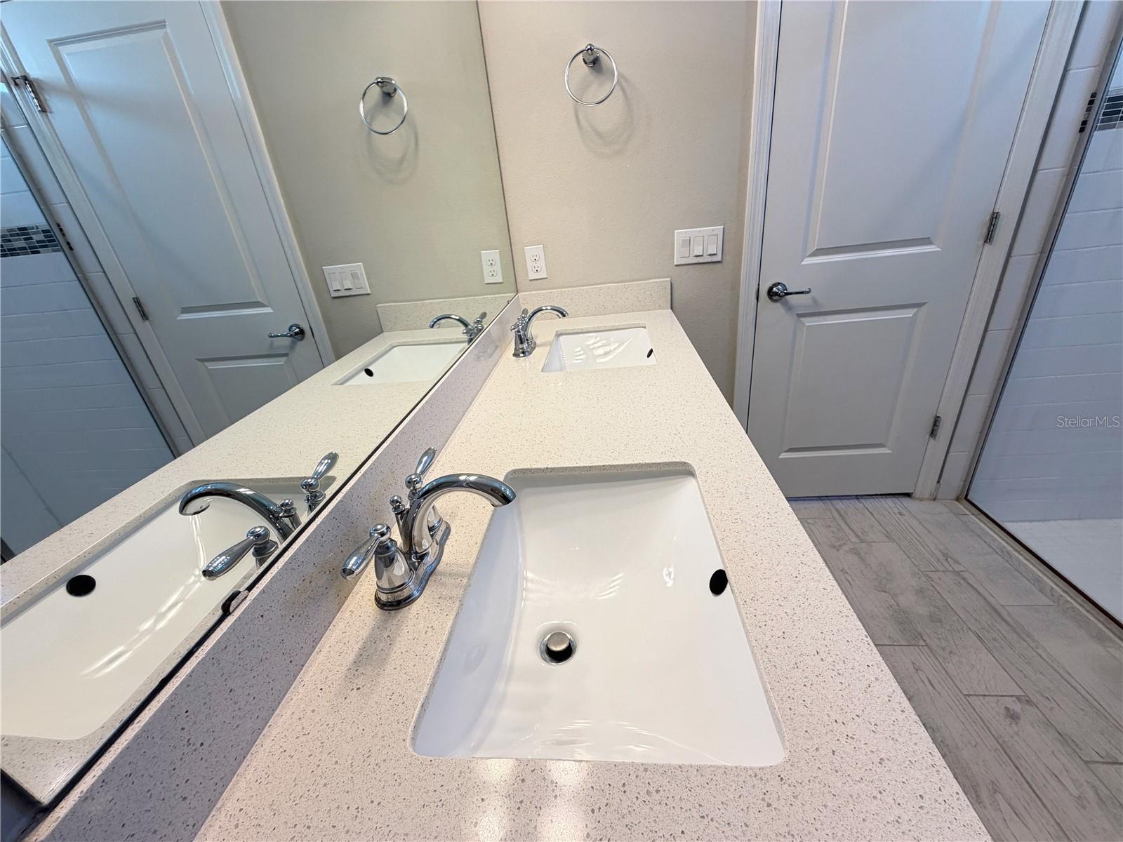 SPLIT OAK RESERVE - Residential