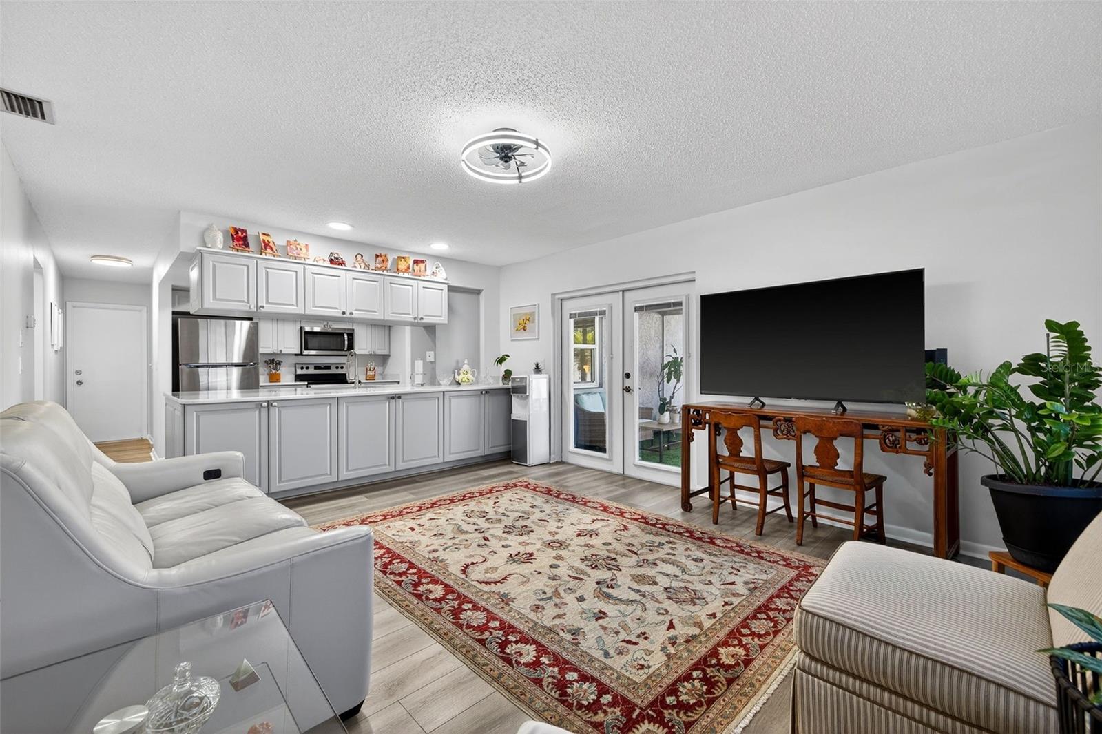 HI-RIDGE ESTATES 3RD ADD - Residential