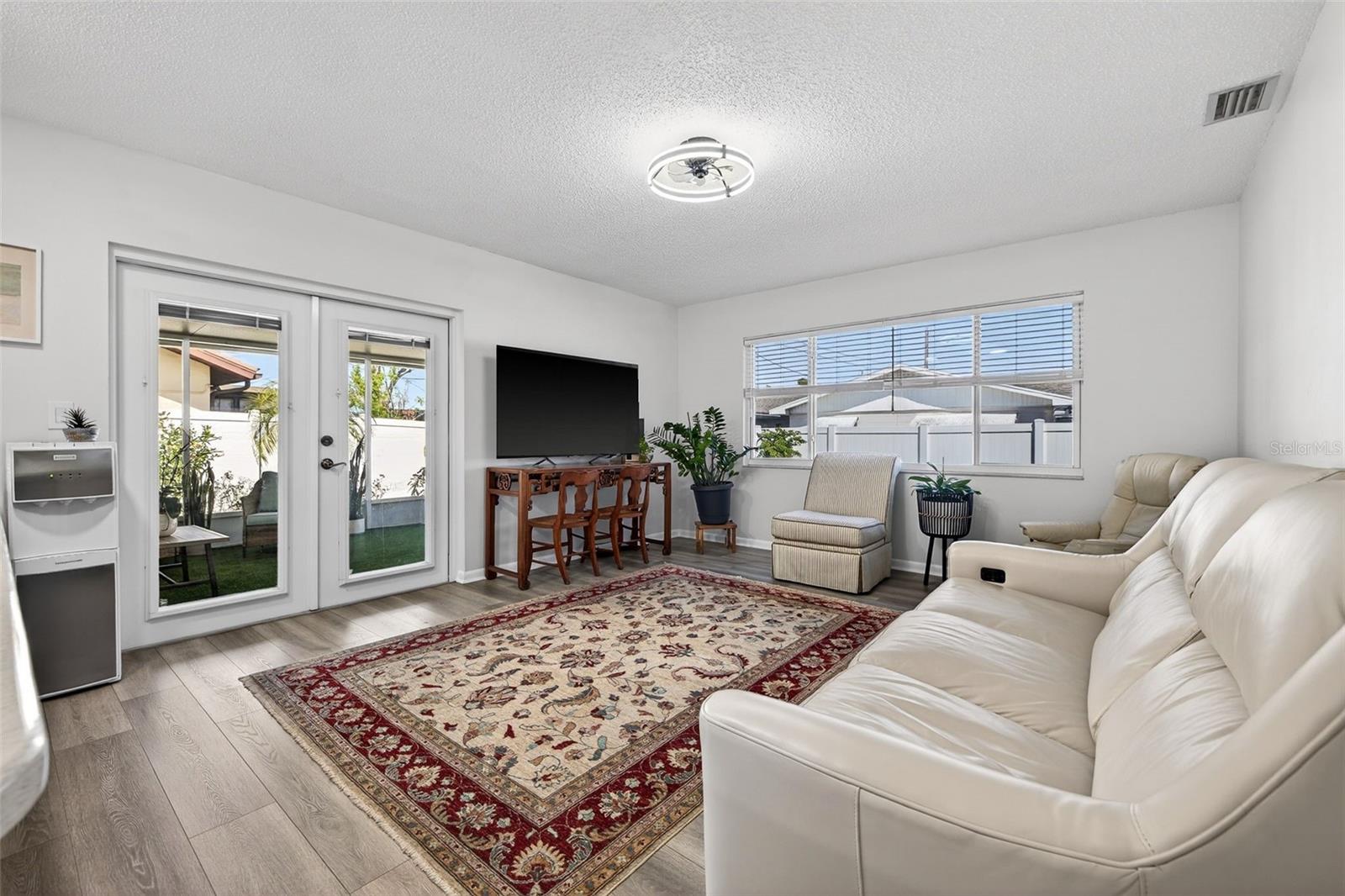 HI-RIDGE ESTATES 3RD ADD - Residential