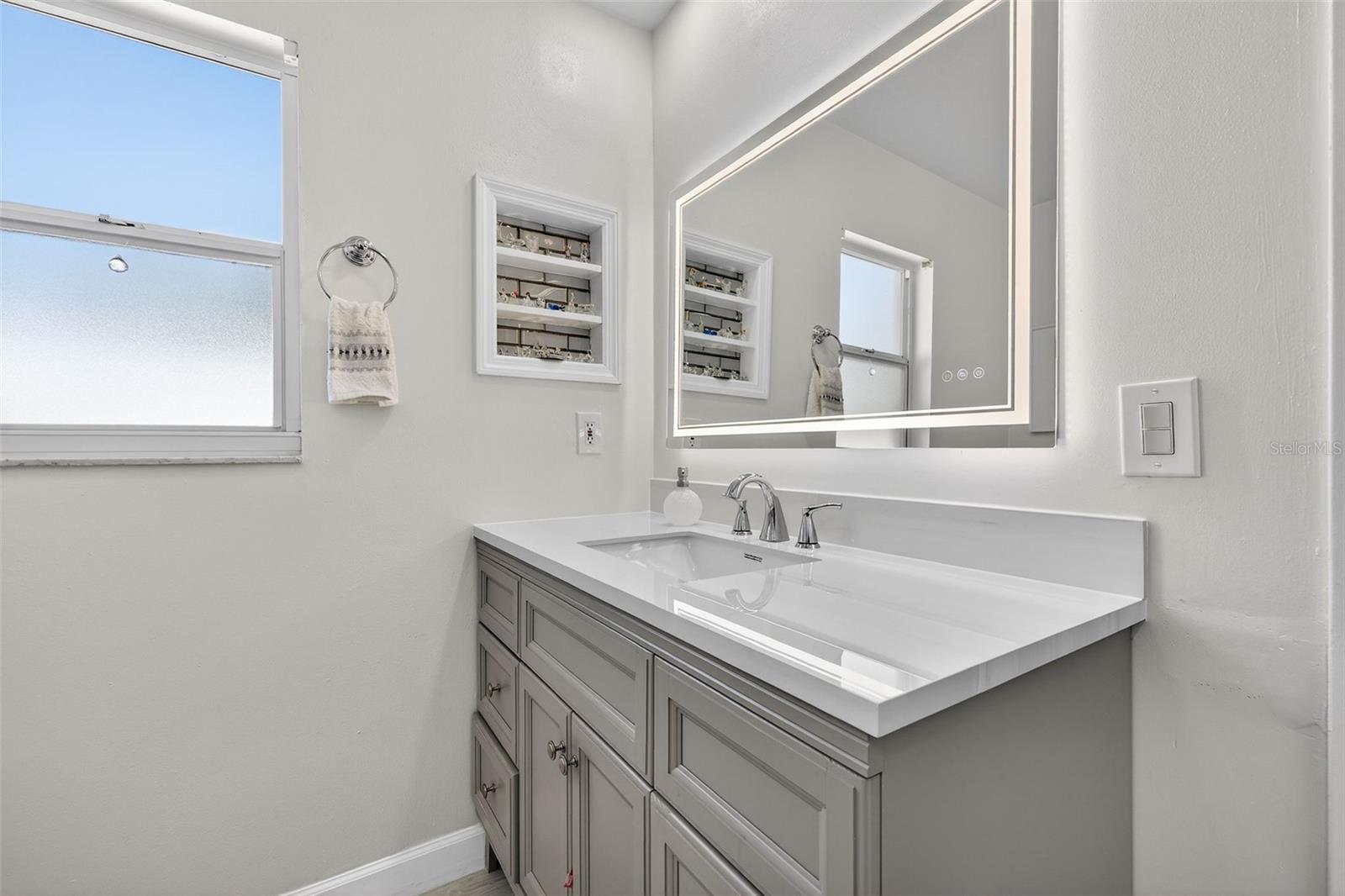 HI-RIDGE ESTATES 3RD ADD - Residential