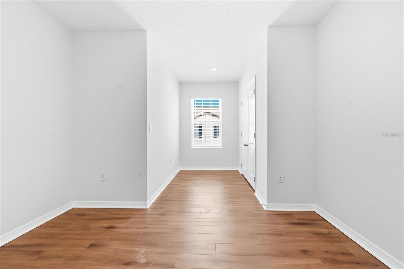 ATRIA/RIDGEWOOD LAKES - Residential